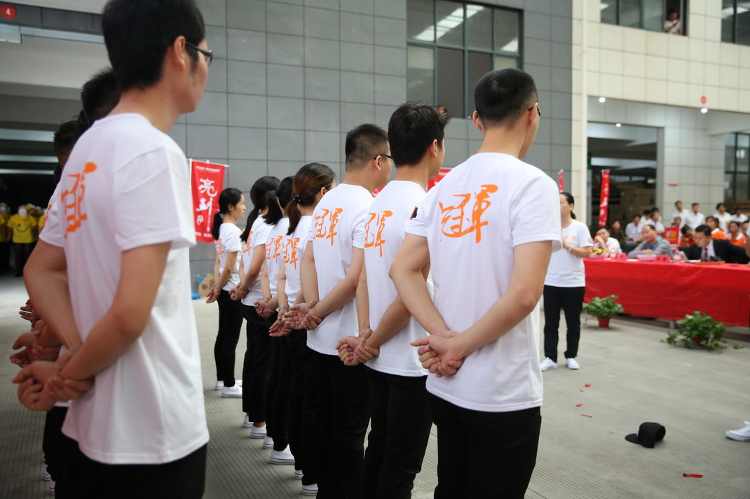 “亮劍，2016”——暨科恩第二屆動(dòng)力落地晨會(huì)PK大賽